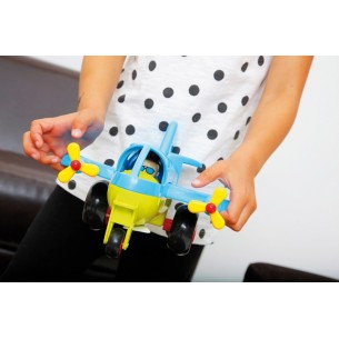 Avión de Juguete + 2 figuras 2