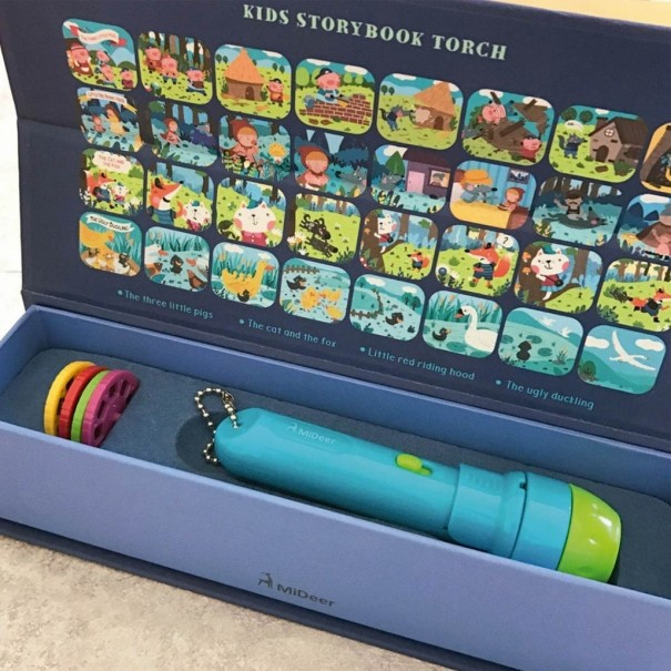 Linterna proyector de 4 cuentos