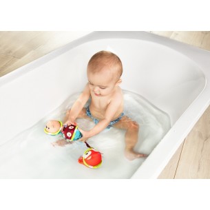 Tres pilotes per a la banyera 2