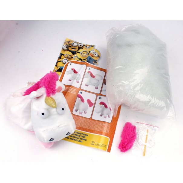 Cose un peluche de Los Minion