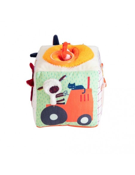 Cub d'activitats amb sons de la granja