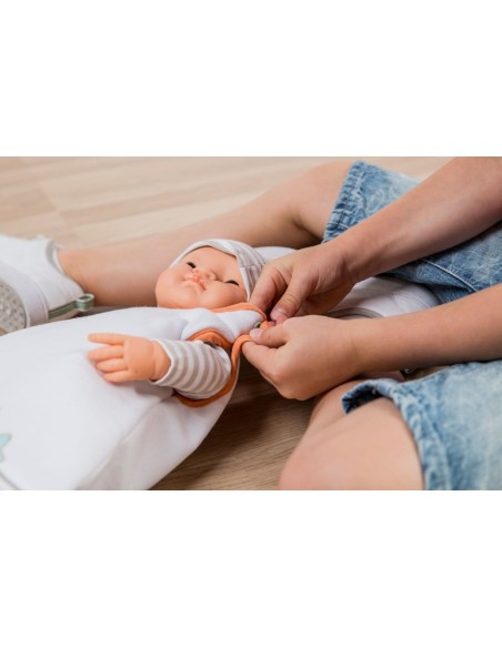 Primer conjunto de ropa para muñeco