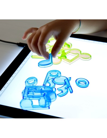 Notas musicales translúcidas