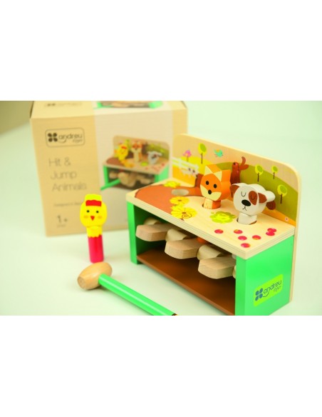 Banco Golpea y Salta - Jardín