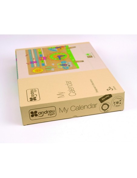 Calendario en inglés de madera