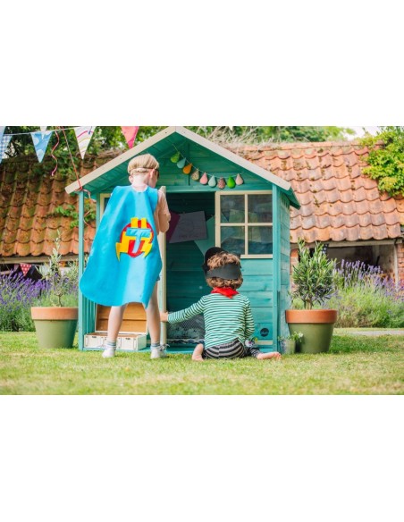 Casa de madera grande de exterior