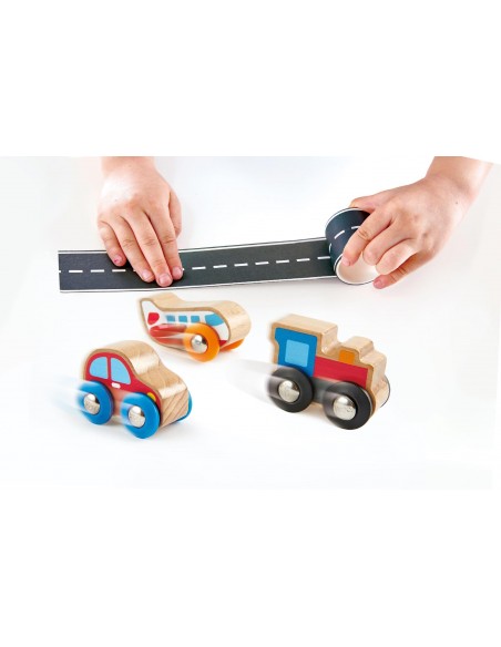 Tren de madera con carretera adhesiva