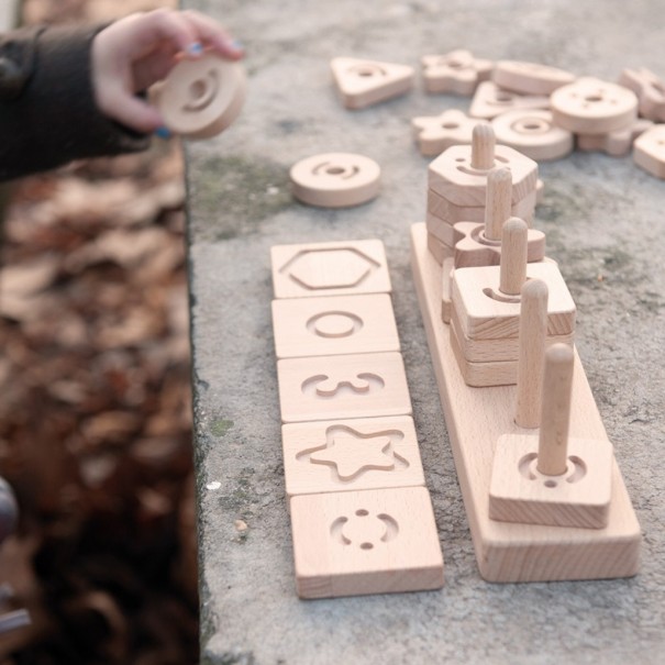 Sensory Geo String Shapes