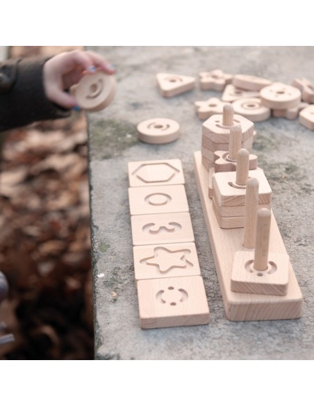 Sensory Geo String Shapes