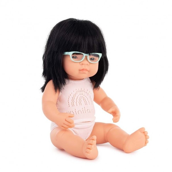 Muñeca bebé asiática con gafas - 38 cm