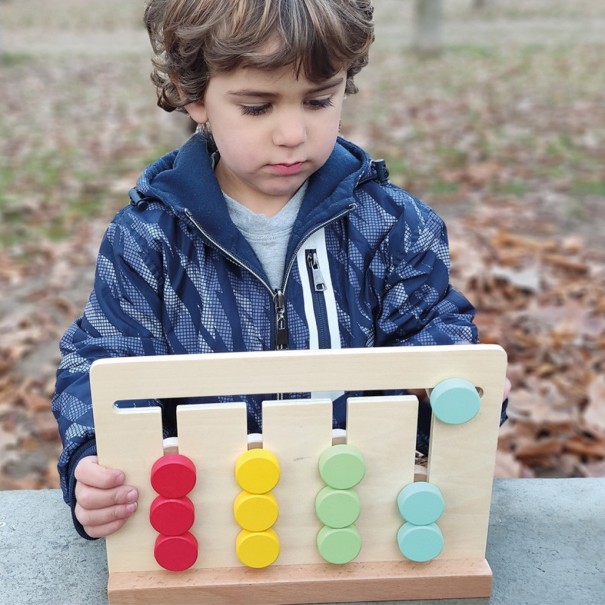 Matching colors and shapes - Colors i...