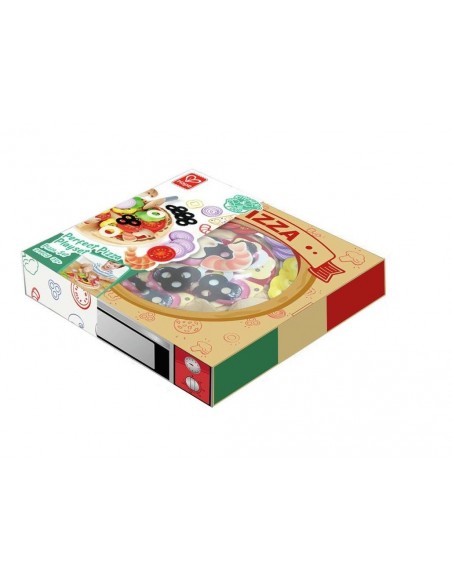 Pizza amb ingredients de joguina