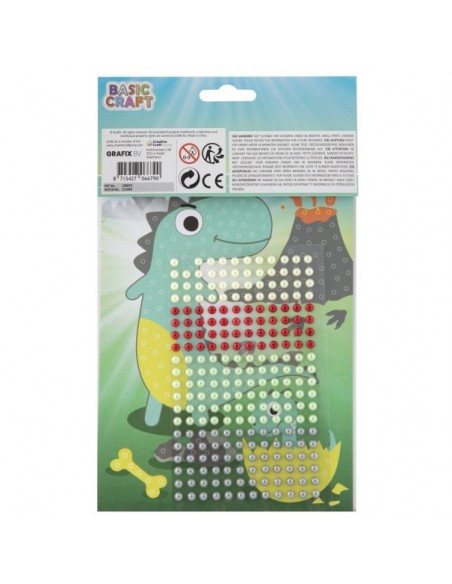 Manualidad con perlas adhesivas