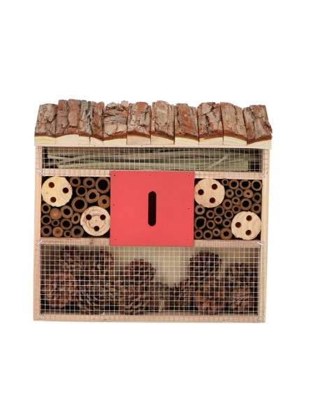 Hotel de insectos de madera