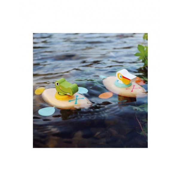 Canoa d'aigua mecànica amb animal