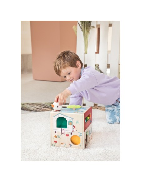 Cubo de actividades de madera - La Granja