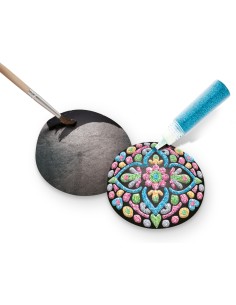 Pintar mandalas en piedras 2