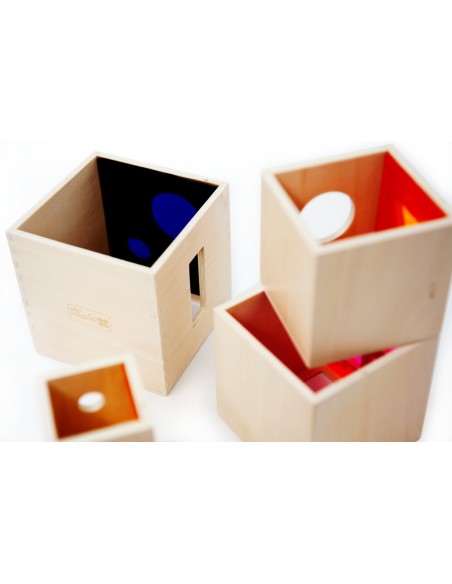 Cubos apilables translúcidos