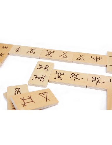 Dominó con dibujos ancestrales