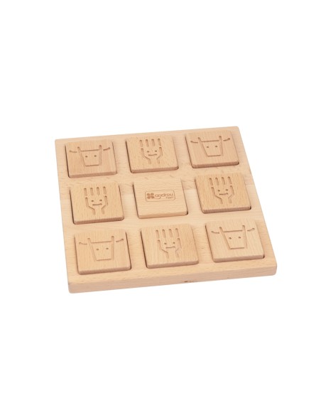 3 en raya con dibujos ancestrales