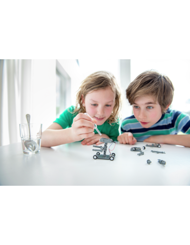 Robot que funciona amb Sal