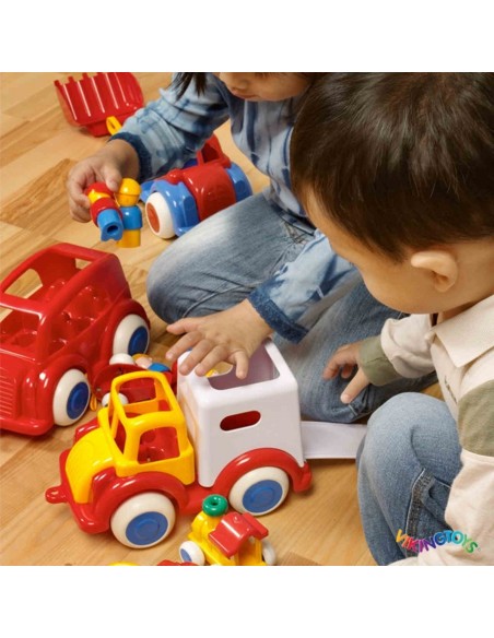 Ambulància de joguina amb 2 personatges