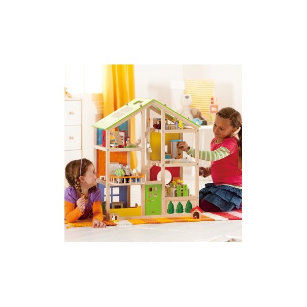 Casa de muñecas de madera