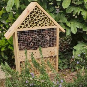 juguetes-para-conocer-la-naturaleza-hotel_para_insectos_de_niubox_natura